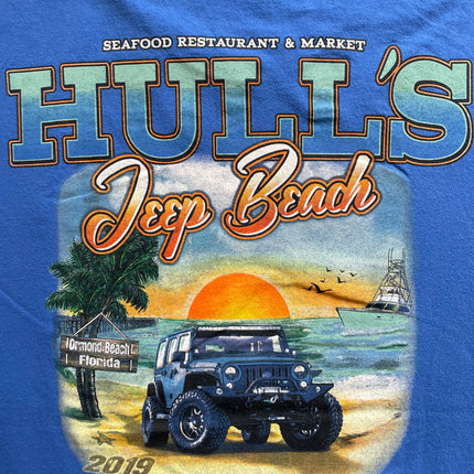 Hull’s jeep beach tee