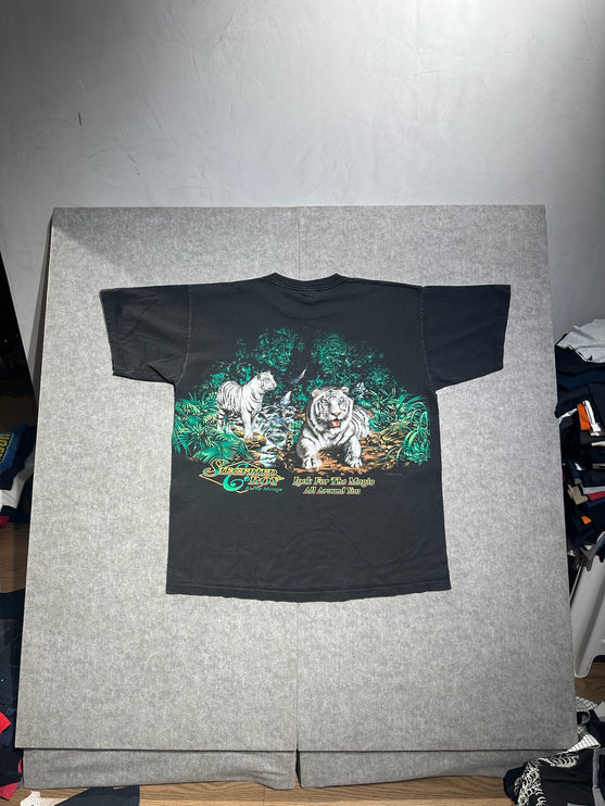 Shegfried roy at the mirage single-stitched tee