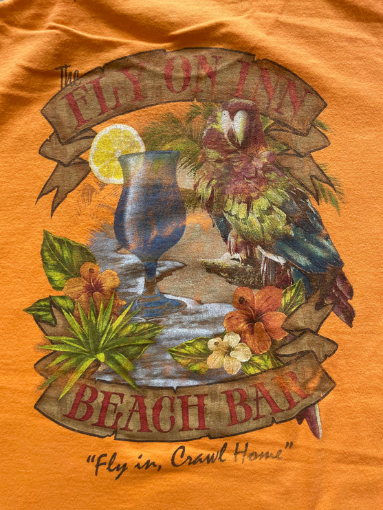 Fly on inn beach bar tee
