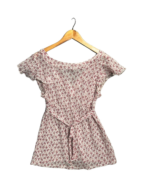 Flowered pink and white vintage top