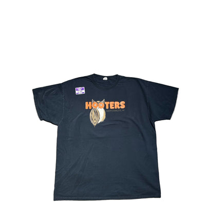 Hooter north charlotte, nc. Tee