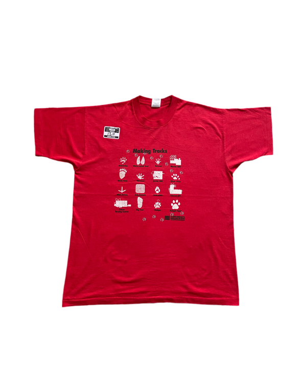 Cincinnati milacron single-stitched making tracks tee