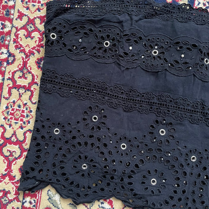 Marc by marc jacobs lace crop top