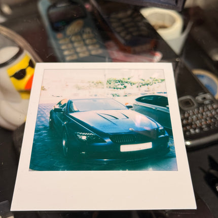 Polaroid Sun600 LMS 1983-1985 Camera + 1 Free Film Pack