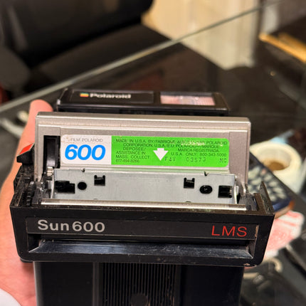 Polaroid Sun600 LMS 1983-1985 Camera + 1 Free Film Pack