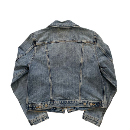 Female’s levi’s denim jacket
