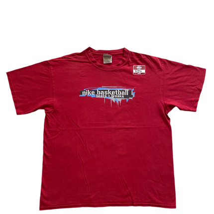 Nike basketball beats+breaks tee