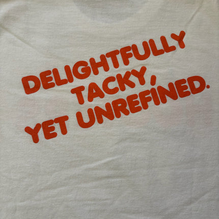 Hooters tee