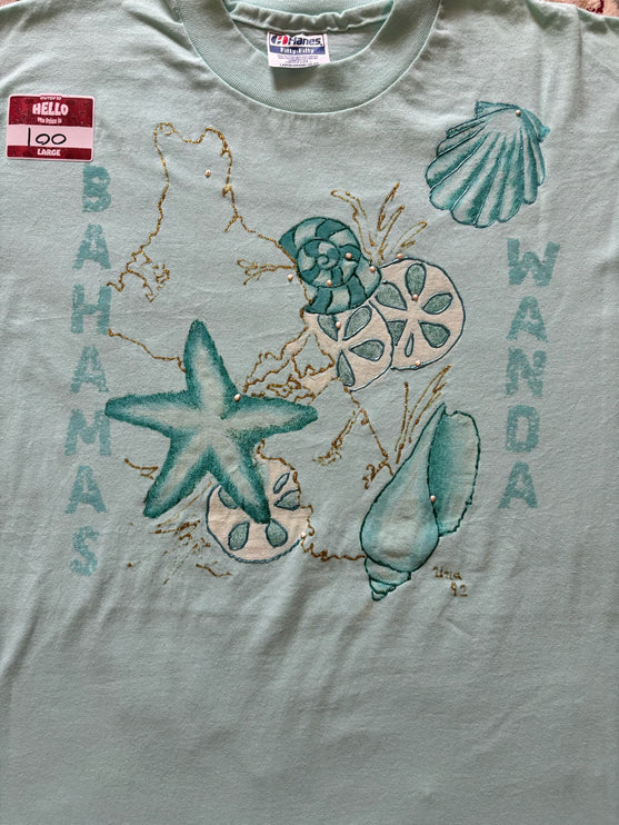 Single-stitched Bahamas Wanda tee