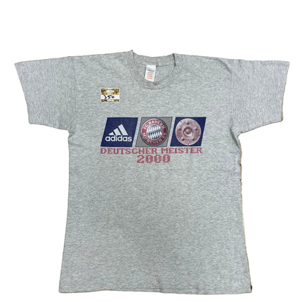 outof10 Vintage Bayern Munich T-Shirt 2000