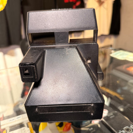 Polaroid Sun600 LMS 1983-1985 Camera + 1 Free Film Pack