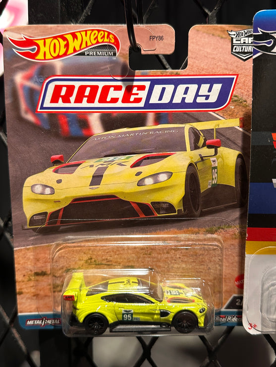 Aston Martin Vantage GTE Hot Wheels Premium