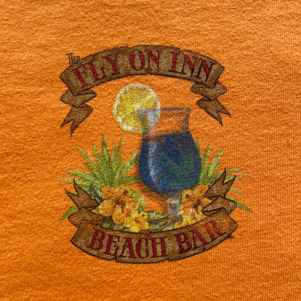 Fly on inn beach bar tee