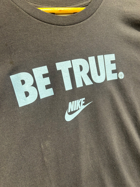 Nike be true vintage Tshirt
