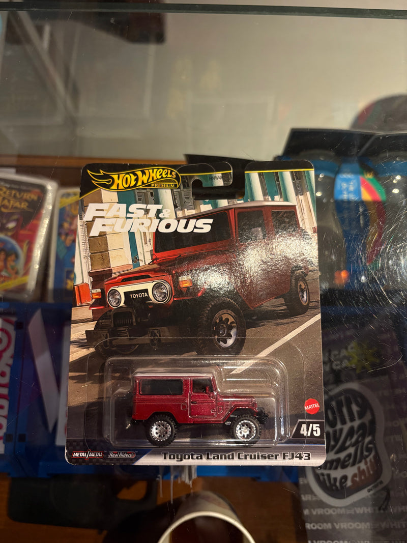 Toyota Land Cruiser FJ43