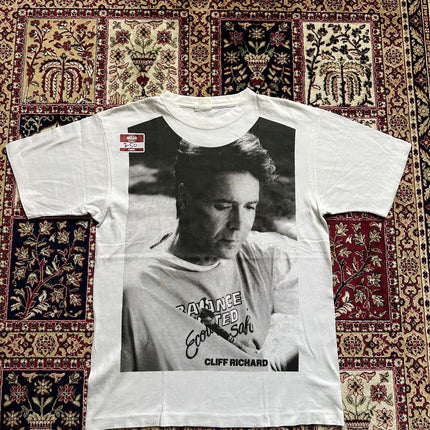 1991 CLIFF RICHARD FROM A DISTANCE THE TOUR TEE