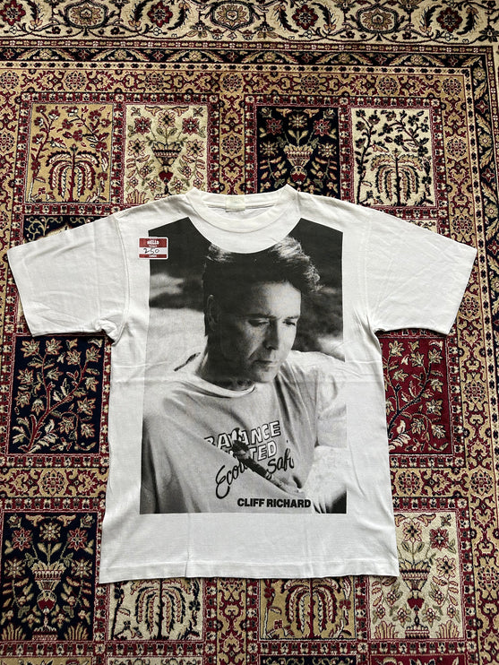 1991 CLIFF RICHARD FROM A DISTANCE THE TOUR TEE