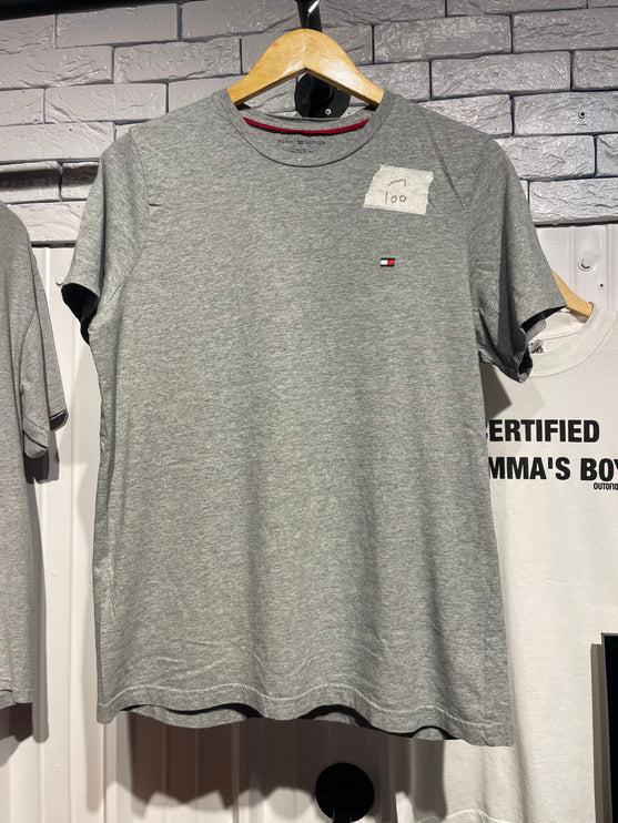 Grey Tommy Hilfiger tee