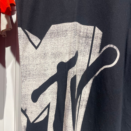 black MTV AOP tee