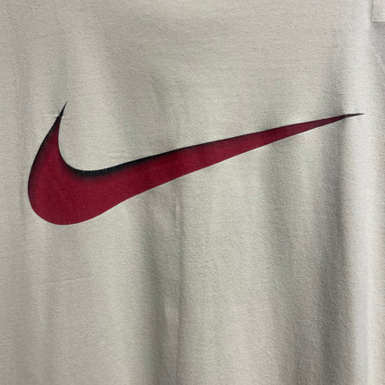 NIKE LOGO TEE