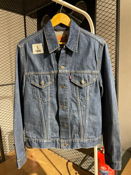 LEVI'S DENIM JACKET