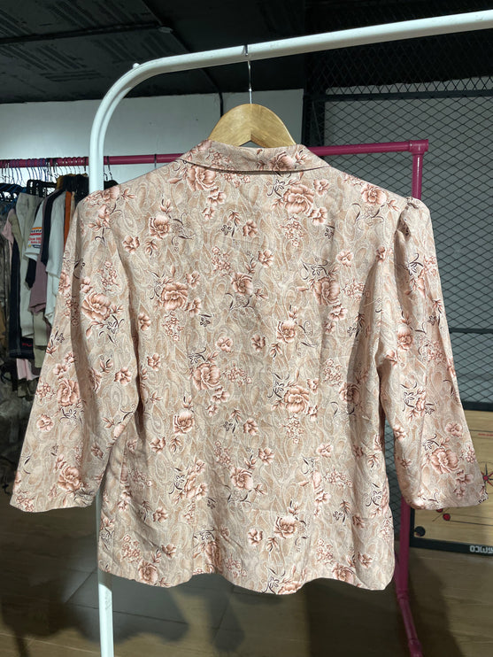 floral shoulder padded button-up blouse