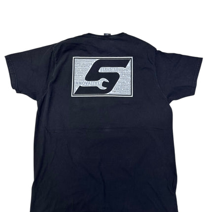 Snap on logo tee