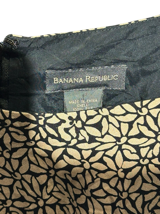 OutOf10 Banana Republic silk dress label with black and beige floral print fabric and back zipper detail