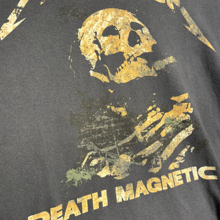 OutOf10 black Metallica Death Magnetic graphic t-shirt with a distressed gold skull print and band logo.