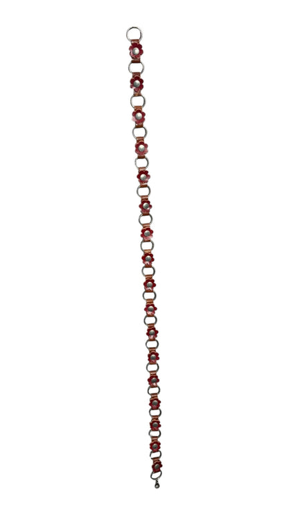 OutOf10 red floral link chain belt with polished silver-tone metal rings for a feminine and vintage-inspired look.